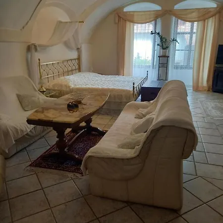 טלץ' Apartman U Jarosu מראה חיצוני תמונה