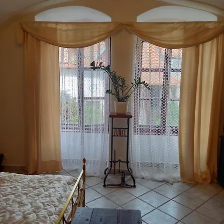 טלץ' Apartman U Jarosu מראה חיצוני תמונה